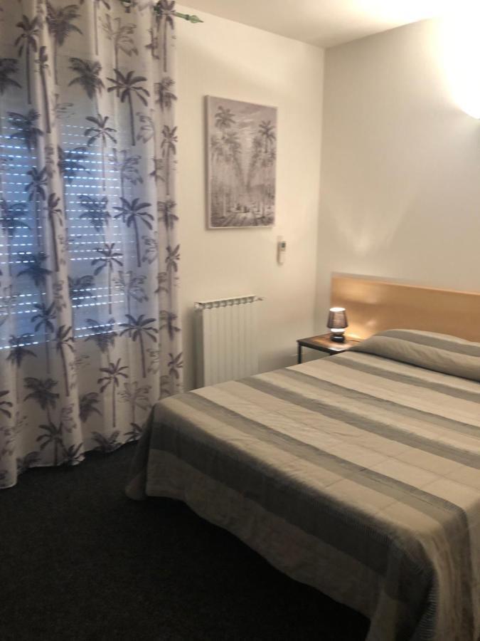 Hotel Le Relais Флёранс Экстерьер фото